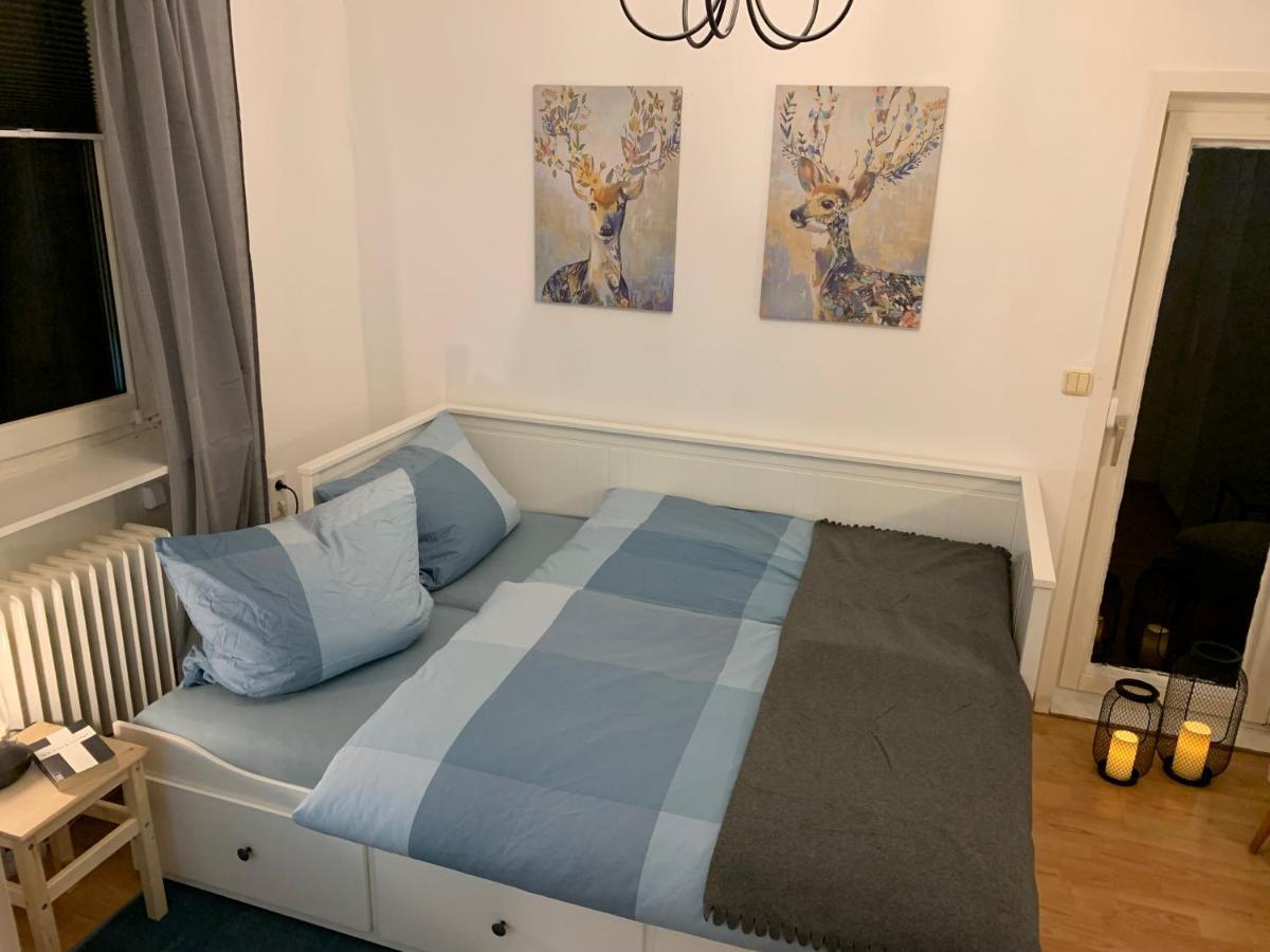 Haus Am Stadtrand Mit Super Verbindung In Die City Kassel Esterno foto